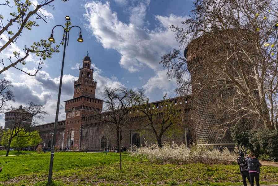 Italia - Milán 106 - castillo Sforzesco de Milán